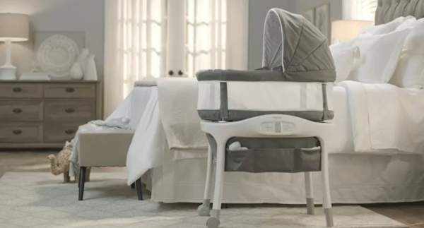 What To Look For in The Best Baby Bassinet For Small Spaces